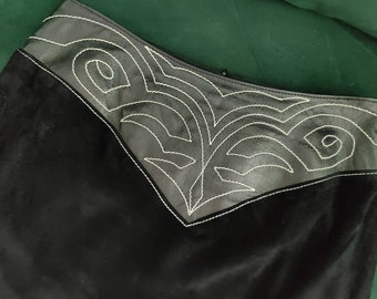 Size S/M 70s Suede & Leather Embroidered Mini Skirt, 1970s ILGWU Tag, Anna Klein B. Altman Hippie Rocker Biker Bad Girl Penny Lane