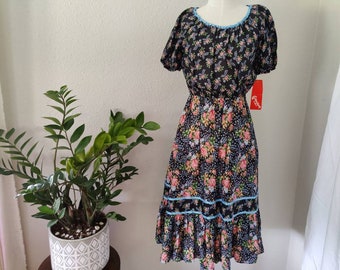 Size M/L: 1960s Deadstock NTW Vintage Sundress, Boho Cotton Cottagecore Nap Dress, Festival Hippie, Retro Elastic Dress