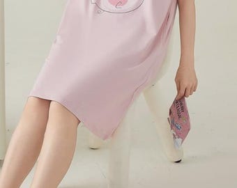 Pink nightgown for women in summer, cute cartoon printed short-sleeved pajamas, girl loose homewear, sweat-absorbing and casual nightgown
