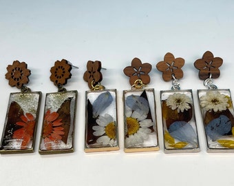 Pretty resin earrings, choose from these 3 styles of mixed pressed flowers in rectangular frame, dangling from floral wood stud earrings!