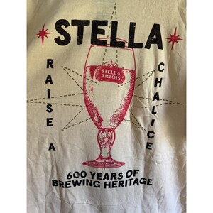 Camiseta vintage Stella Beer 600 Years, amarilla, talla XL, de algodón, Urban Outfitters imagen 5