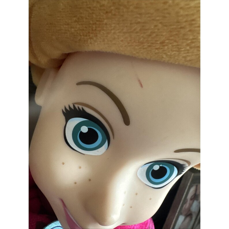 2013 Just Play Disney Frozen Singing Anna Doll - 16" Plastic head image 3