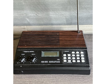 Realistic Pro-2011 20 Channel Direct Entry Programmable UHF VHF Scanner - Works