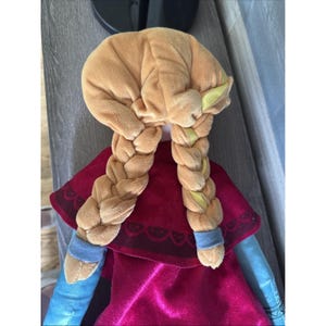2013 Just Play Disney Frozen Singing Anna Doll - 16" Plastic head image 5