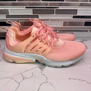 Nike Presto Women’s Size 9 Running Shoes
