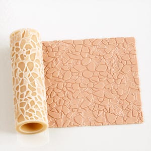 Rouleau texturé pour gravier, modèle 02 | Rouleau texturé sans couture en pâte polymère | Rouleau à embosser | Rouleau à gravier |