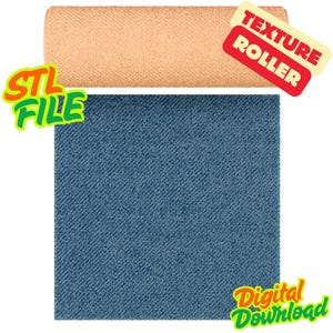 Puede incluir: Un rodillo de textura beige se encuentra sobre un cuadrado de tela vaquera azul. Las palabras "TEXTURE ROLLER" están en una pancarta roja y amarilla. Las palabras "STL FILE" están en una pancarta verde y amarilla. Las palabras "Digital Download" están en una pancarta verde y naranja.