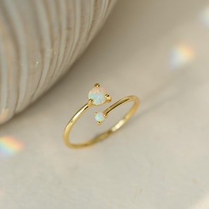Opal Flower Ring - Etsy