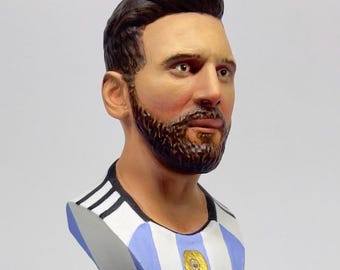 Busto dipinto a mano di Messi