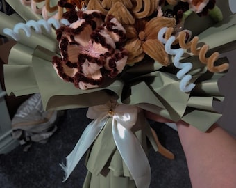 Brauner künstlicher Blumenstrauß