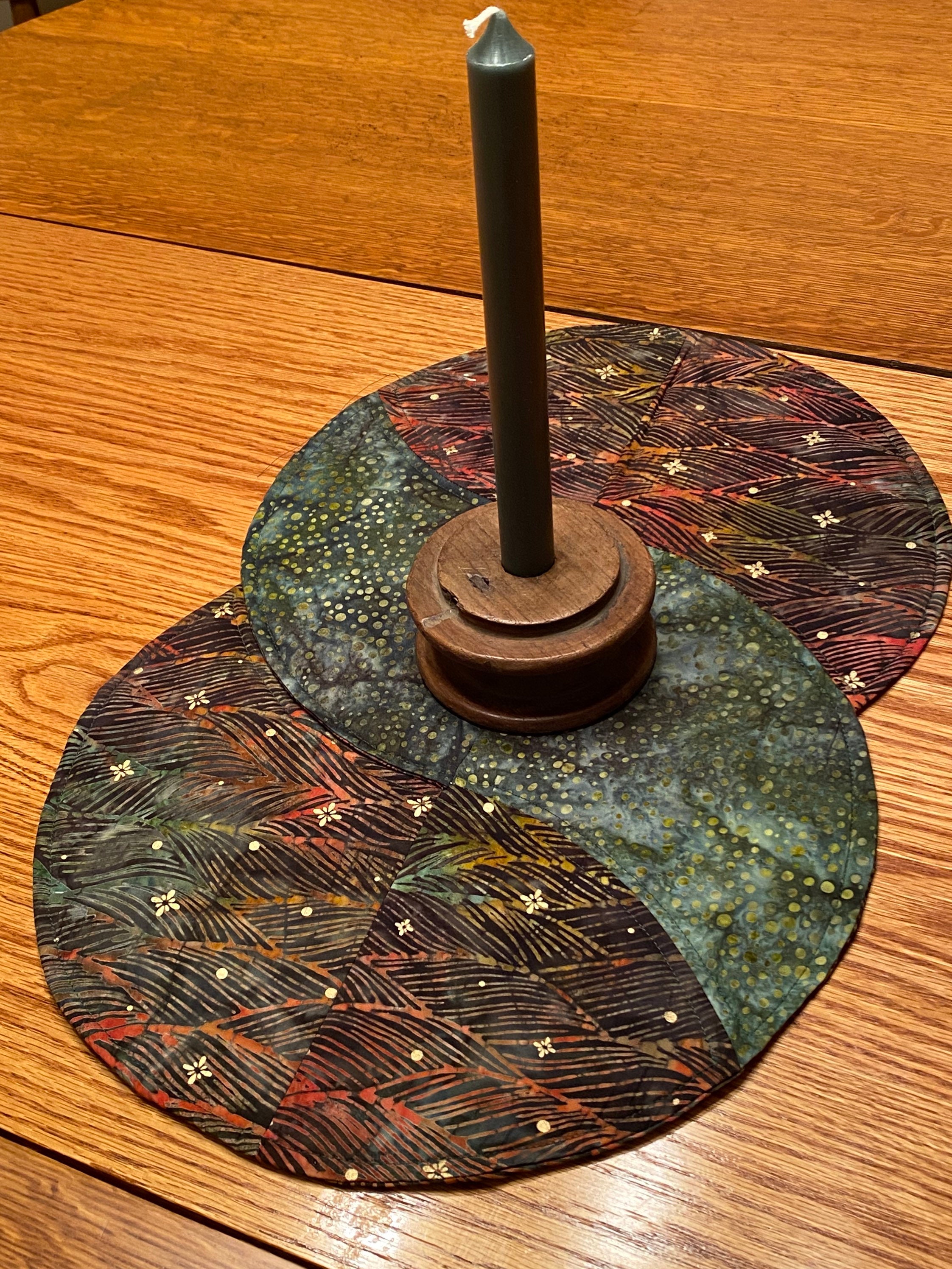 A Reversible Table Topper - Etsy