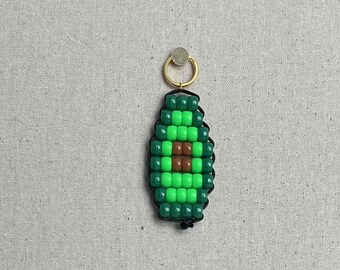 Avocado Beaded Keychain: Retro Y2K Kandi Keyring