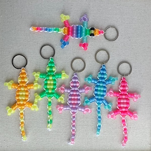 Glow in the Dark Lizard Bead Pet Keychains Bag Charm | Lizard Bead Buddy | Lizard Bead Pet | Glow in the Dark Keyring | Kandi Retro 2000s