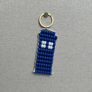 Doctor Who Phonebox Keychain Bag Charm | TARDIS Bead Buddy Keychain | Bead Pet | Dr Who | Kandi Retro 2000s 90s Y2K