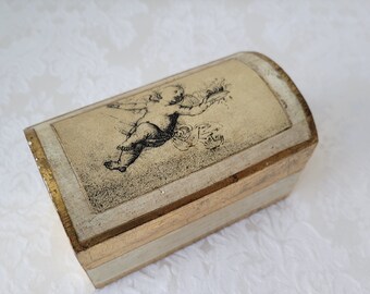 Vintage Florentine Gold Gilt Cream Wood Box With Cupid & Dome Top, Jewelry Stash Box, Italian Treasure Chest