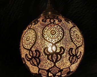 Marokkanischer Kronleuchter, übergroße Kugelpendelleuchte für repräsentative Eingangsbereiche, ausdrucksstarke bronzefarbene Boho-Luxus-Beleuchtung