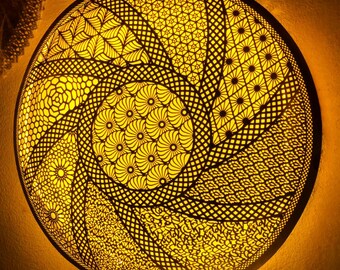 Marokkanische Wandleuchte aus Messing – Große geometrische Mandala-Wandleuchte, goldene runde Lampe fürs Wohnzimmer, Boho-Nachtlicht mit Schatteneffekt, handgefertigte Dekoration