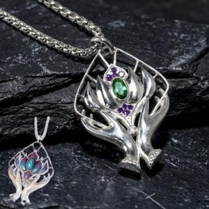 EXCLUSIVE BG3 AmLI.let Of The Dev()LIt Necklace, Sterling Silver Fantasy Gaming Jewelry, Green Gemstone Pendant Gift