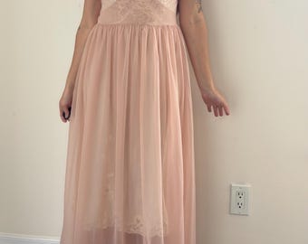 Vintage Peach Chiffon Nightgown Set | French Lace Lingerie, 1950s Bridal