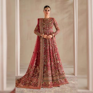 red net dress designs pakistani Red net suit design
