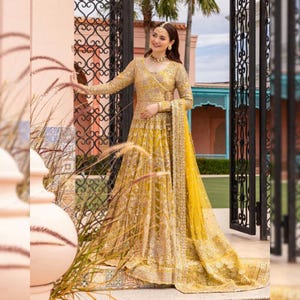 Yellow Designer Lehenga Choli Pakistani Indian Bridal Dress Custom Stitch Embroidered Net Peshwas Dress For Nikkah Mehendi Wedding Gown
