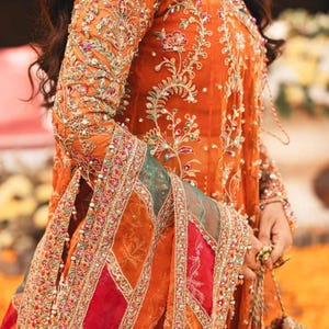 embriodery suit