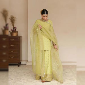 Farshi Shalwar Kameez Pakistani Silk Suit Designer Embroidered Dress Latest Punjabi Patiala Partywear Nikkah Mehendi Dress Ethnic EId Outfit