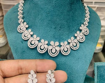 CZ Diamant Indische Halskette Set: Silber Ton Hochzeitsschmuck