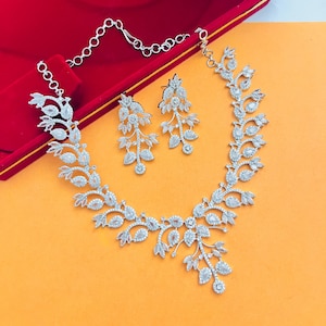 Set di orecchini con collana di diamanti americani: gioielli da regalo per nozze indiane