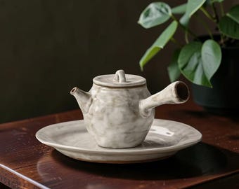 Ceramiczny czajniczek z uchwytem bocznym, 150 ml