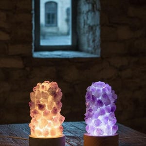 Natural Amethyst Healing Lamp – Soothing Cool or Warm Light – Wooden Base – Zen and Spiritual Ambiance