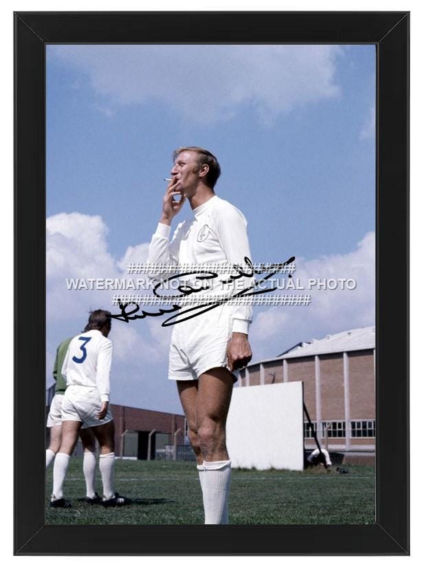 jack charlton cigarette Jack Charlton Smoking Signed (printed) Leeds United Autograph Print Photo  Framed Option Printed Autograph Utd Training Ground