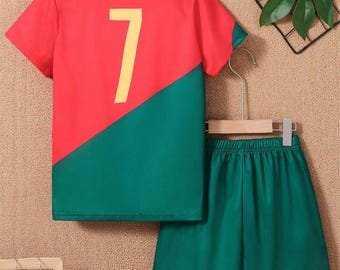 Kids Ronaldo #7 Soccer Jersey Set Youth Portugal Style Football Kit Red Green Quick-Dry Sports Uniform Boys Girls Soccer Fan Gift Size 5-12Y