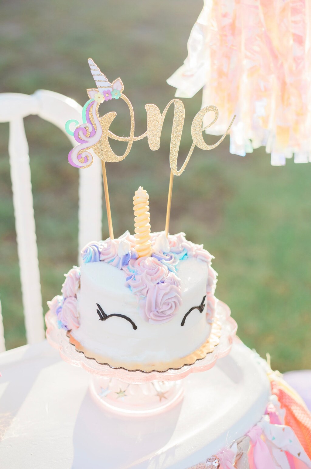 Decorazione Per Torta Unicorno Fatta A Mano – Oro Con Fiori Verde Chiaro, 12,7x15,2 Cm, Riutilizzabile, Per Compleanni