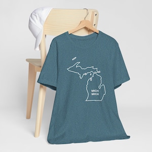 Missouri "MICH - Wieder" Rebus Puzzle Tee - Unisex Grafik-Shirt, Freizeitkleidung, State Pride, Geschenke für Gibraltarträger, Sommermode