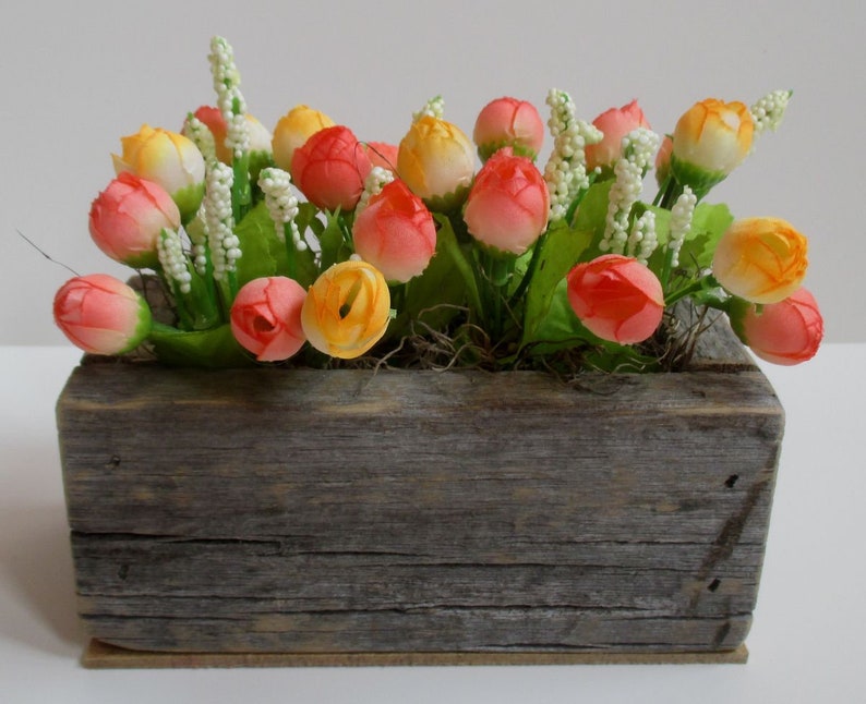 Barnwood Flower Box Indoors Silk Flowers Daffodils Tulips Etsy