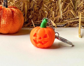 Pumpkin Halloween Keychain - Jack O Lantern Charm, Spooky Fall Bag Accessory, Trick or Treat Favor