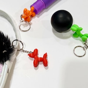 Balloon Dog Keychain - 3D Printed Animal Charm, Trendy Gift for Kids, Fun Bag Accessory, Pop Art Style