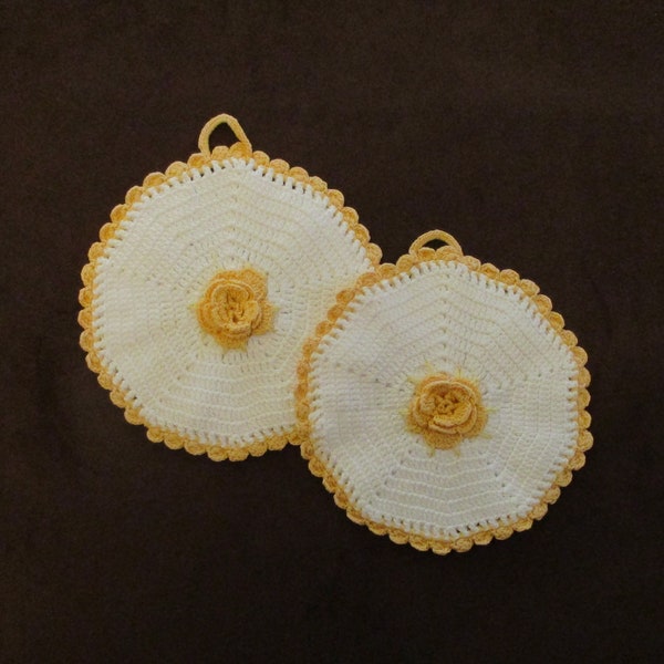 Two Vintage Hand Crocheted Floral Kitchen Pot Holders Matching Hot Pads White and Orange Home Decor