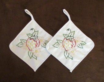 Two Vintage Hand Embroidered Strawberry Kitchen Pot Holders Hot Pads Helpers Wall Decor