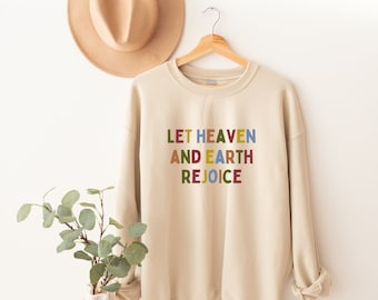 Merry Christmas Sweatshirt: Unisex Holiday Sweater