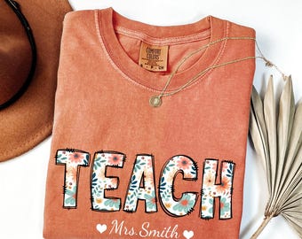 Custom Teacher Shirt, Teacher Name Shirt, Teacher Gifts Personalized, Teacher Appreciation Gifts, Back to School Shirt, Gift for Teacher