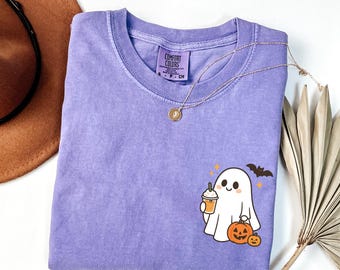 Maglietta Comfort Colors® "Cute Ghost Coffee", t-shirt "Cute Little Ghost Iced Coffee", amanti del caffè di Halloween, maglietta "Boo Ghost", maglietta "Ghost Coffee"