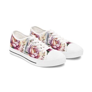 Floral Women&#039;s Low Top Sneakers, Stylish Sneakers for Women, Floral Print Shoes, Casual Footwear, Unique Gift Idea