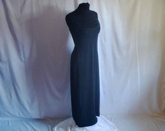 black stretch maxi dress