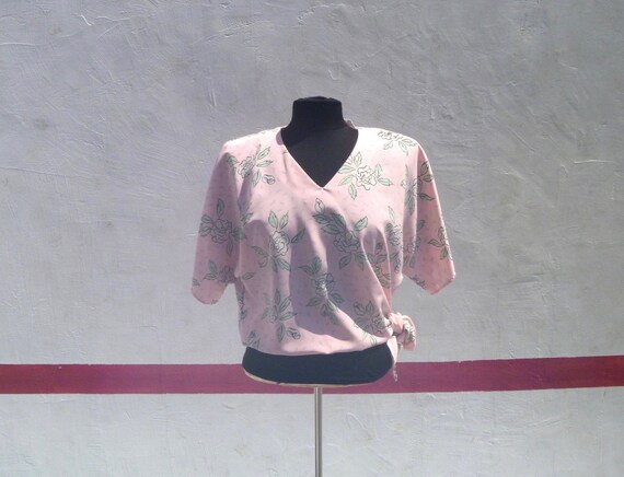 Vintage 70s/80s Pink Boxy Smock Crop Top with Tie-