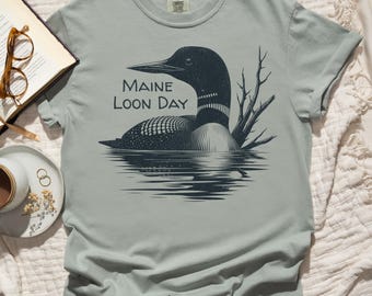 Loon Bird T-Shirt: Vintage Style Bird Lover Gift