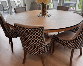 Custom Round Table Pad – Hand-Upholstered, Heat & Scratch Protection (no leaves)(up to 54”)