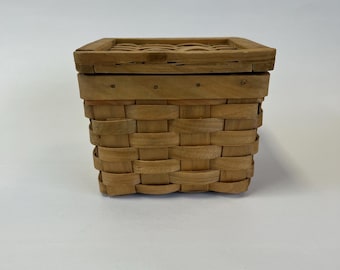 Square Basket with Hinged Lid
