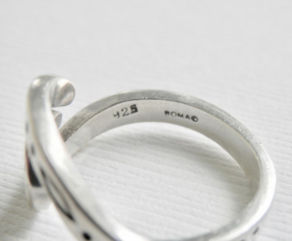 50% OFF  Silver Embossed Ring, BOMA Ring, Wraparo… - image 5